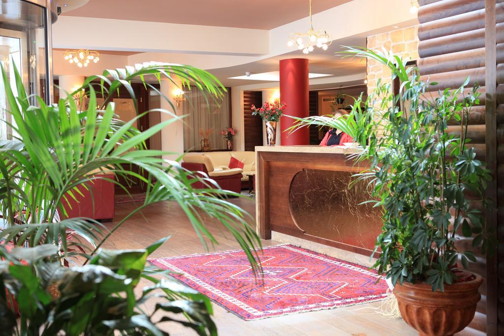 Hotel Centrale Гамбарье-д'Аспромонте Экстерьер фото